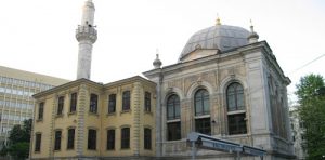 مسجد تشویقیه