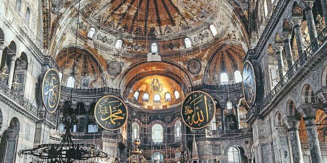 داخل مسجد ایاصوفیه استانبول