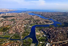 دیدن 2 قاره از یک نقطه در استانبول-golden horn